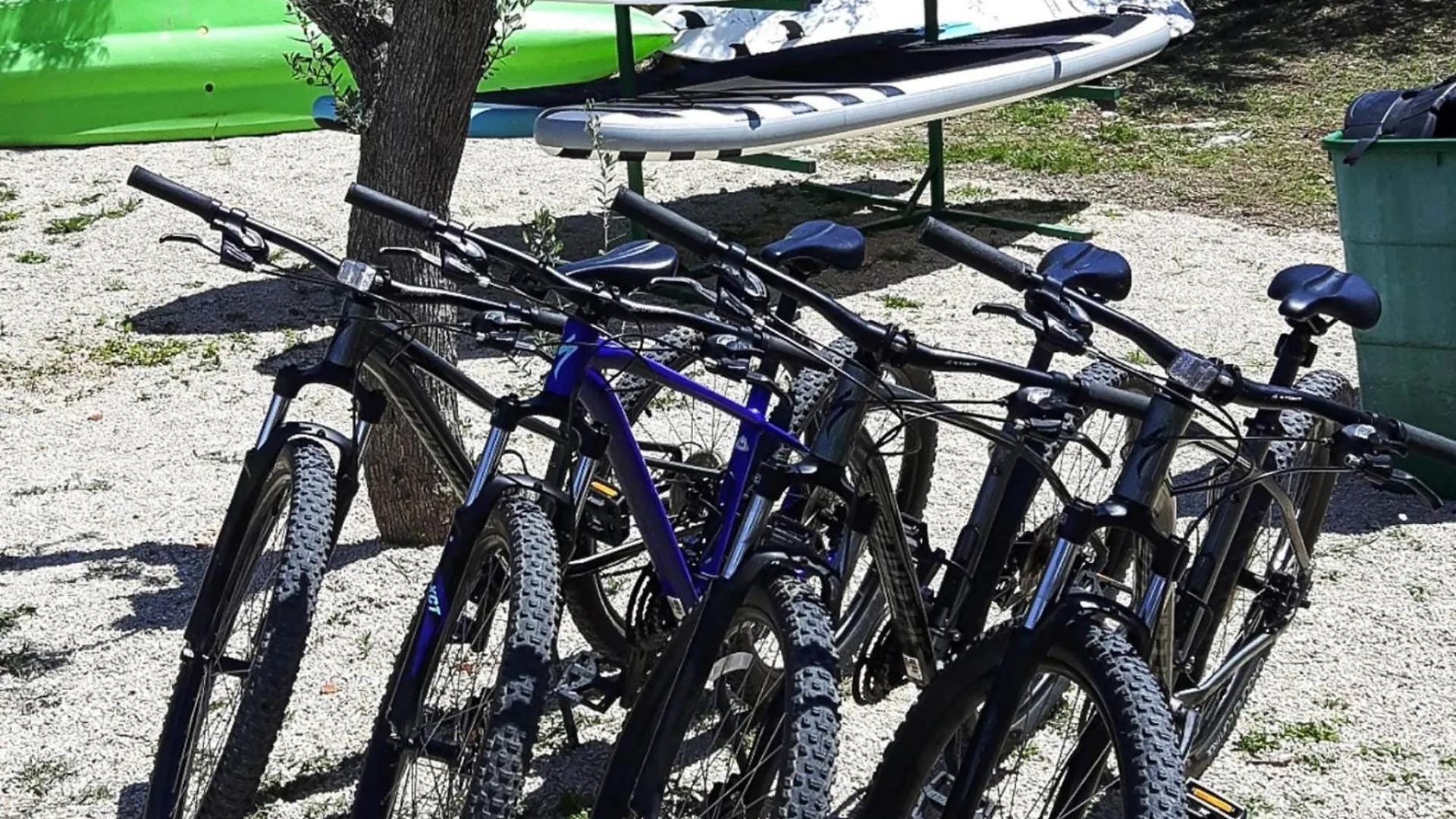 Mobile Homes In Cres, With Long Pebble Beach Croatia